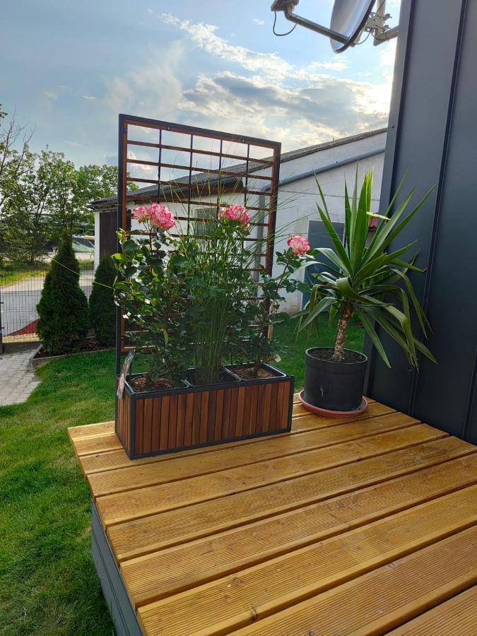 Mariolas Tinyhouse Markt Nordheim Bagian luar foto